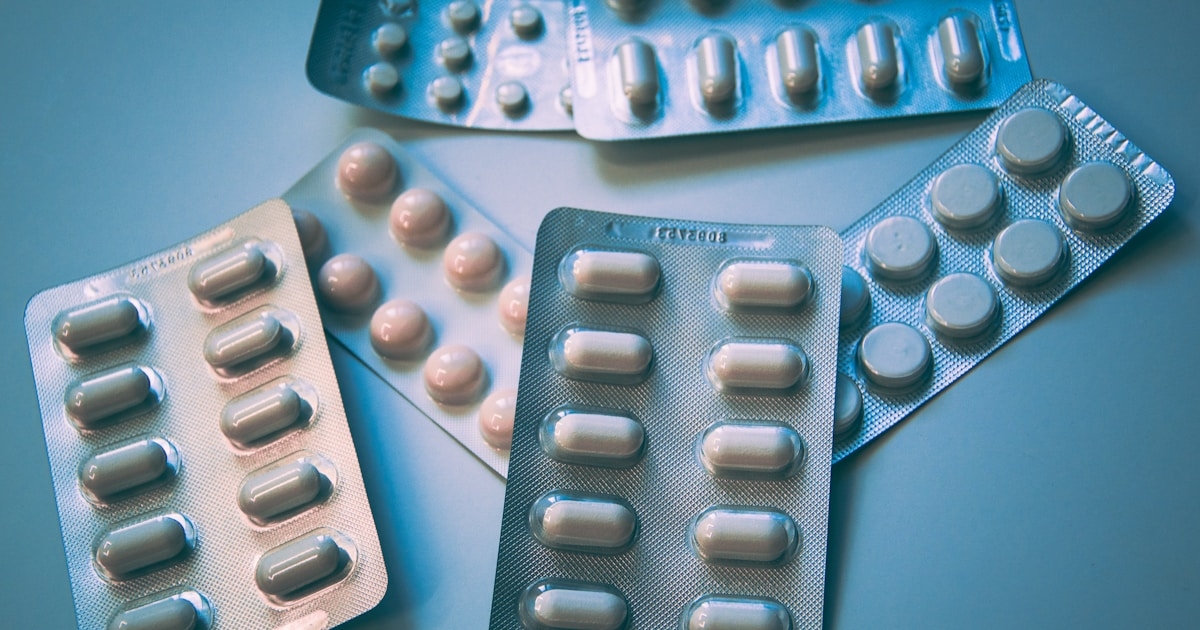 Kháng kháng sinh: Mối đe dọa toàn cầu và trách nhiệm của mỗi người